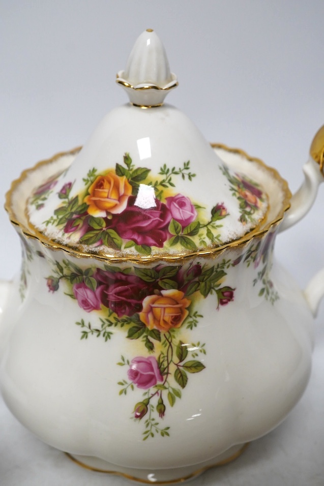 A Royal Albert 'Old Country Roses' tea service. Condition - good, some wear to gilding